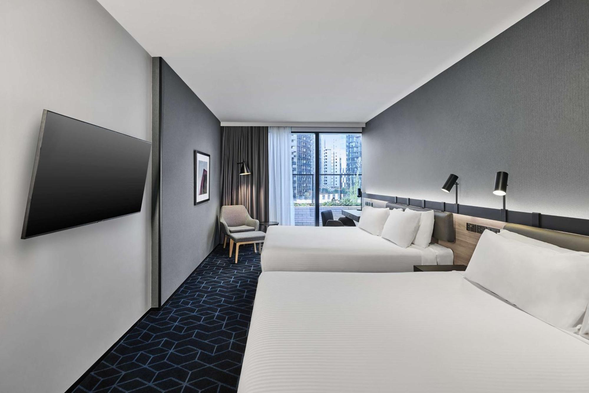 Vibe Hotel Melbourne Docklands Buitenkant foto