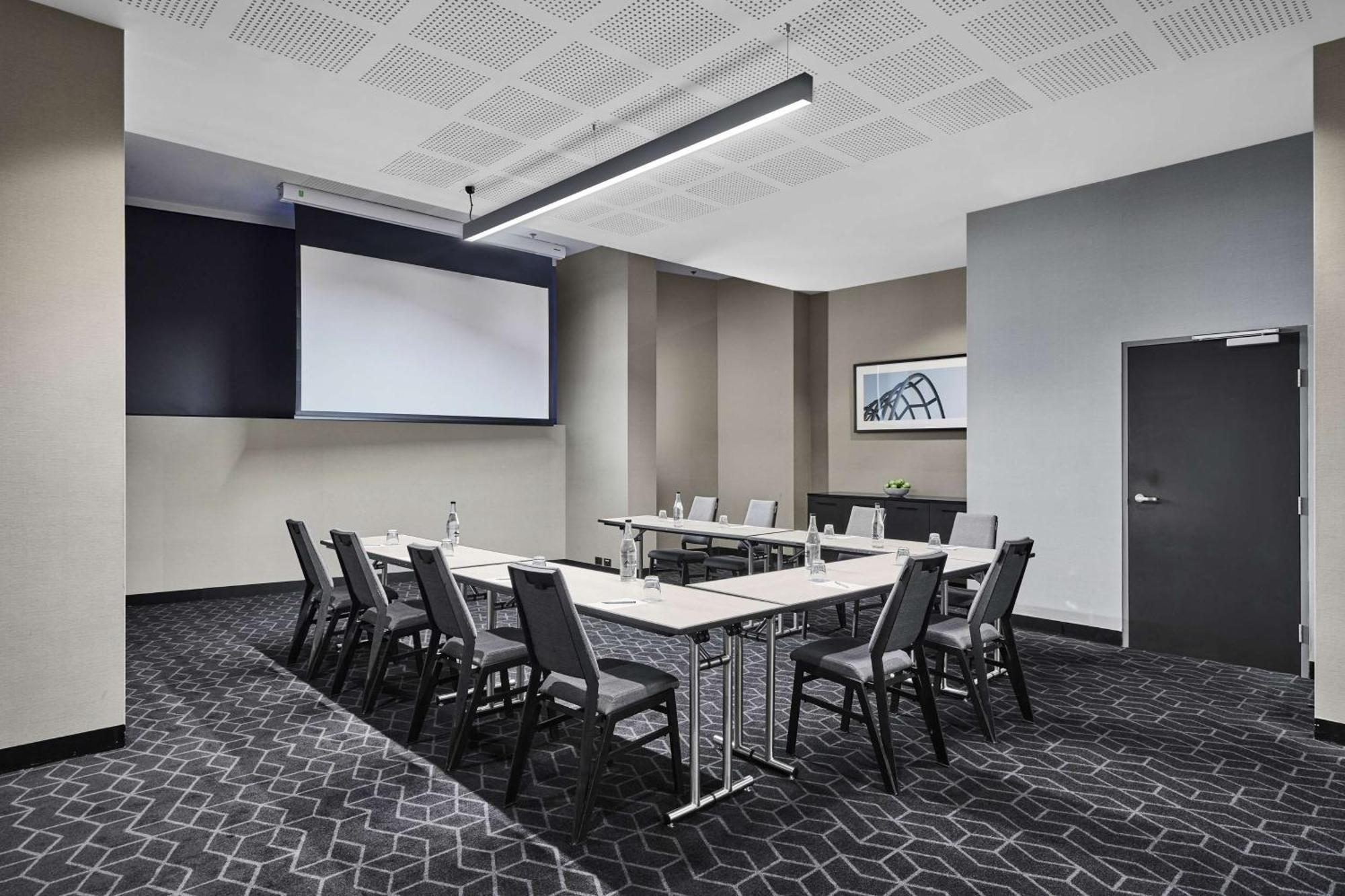 Vibe Hotel Melbourne Docklands Buitenkant foto