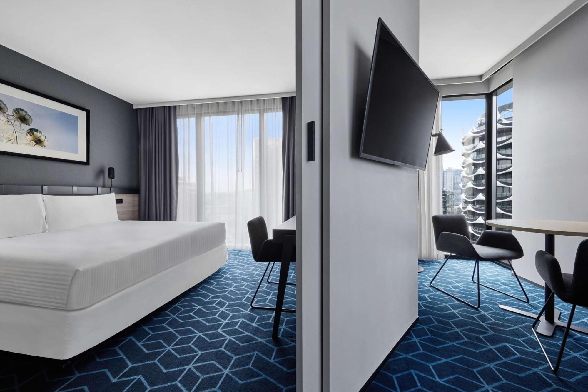 Vibe Hotel Melbourne Docklands Buitenkant foto