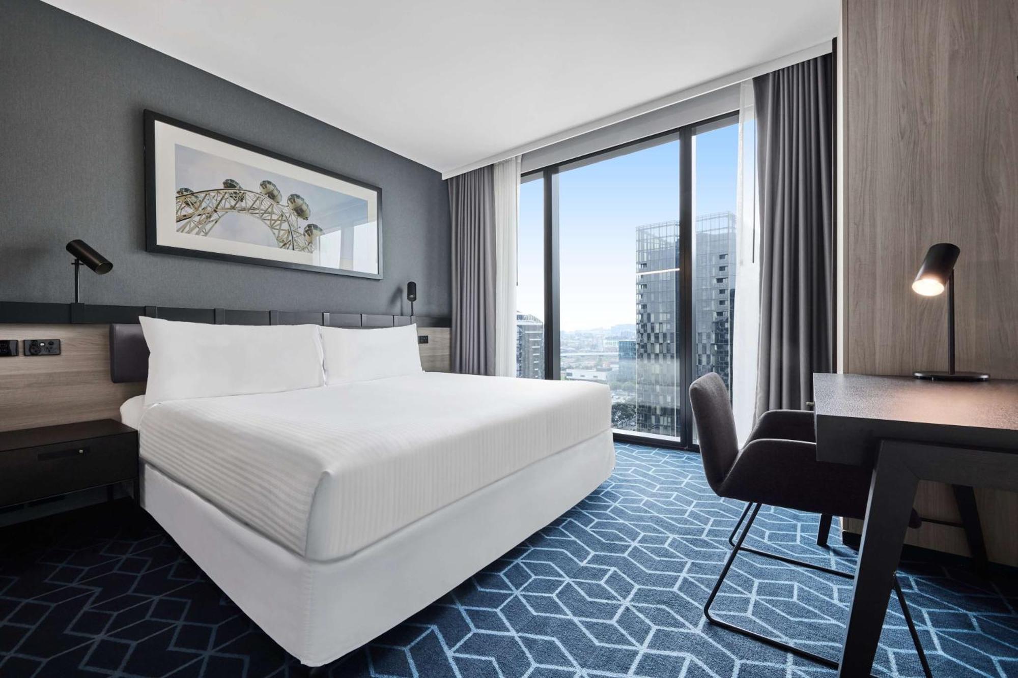 Vibe Hotel Melbourne Docklands Buitenkant foto