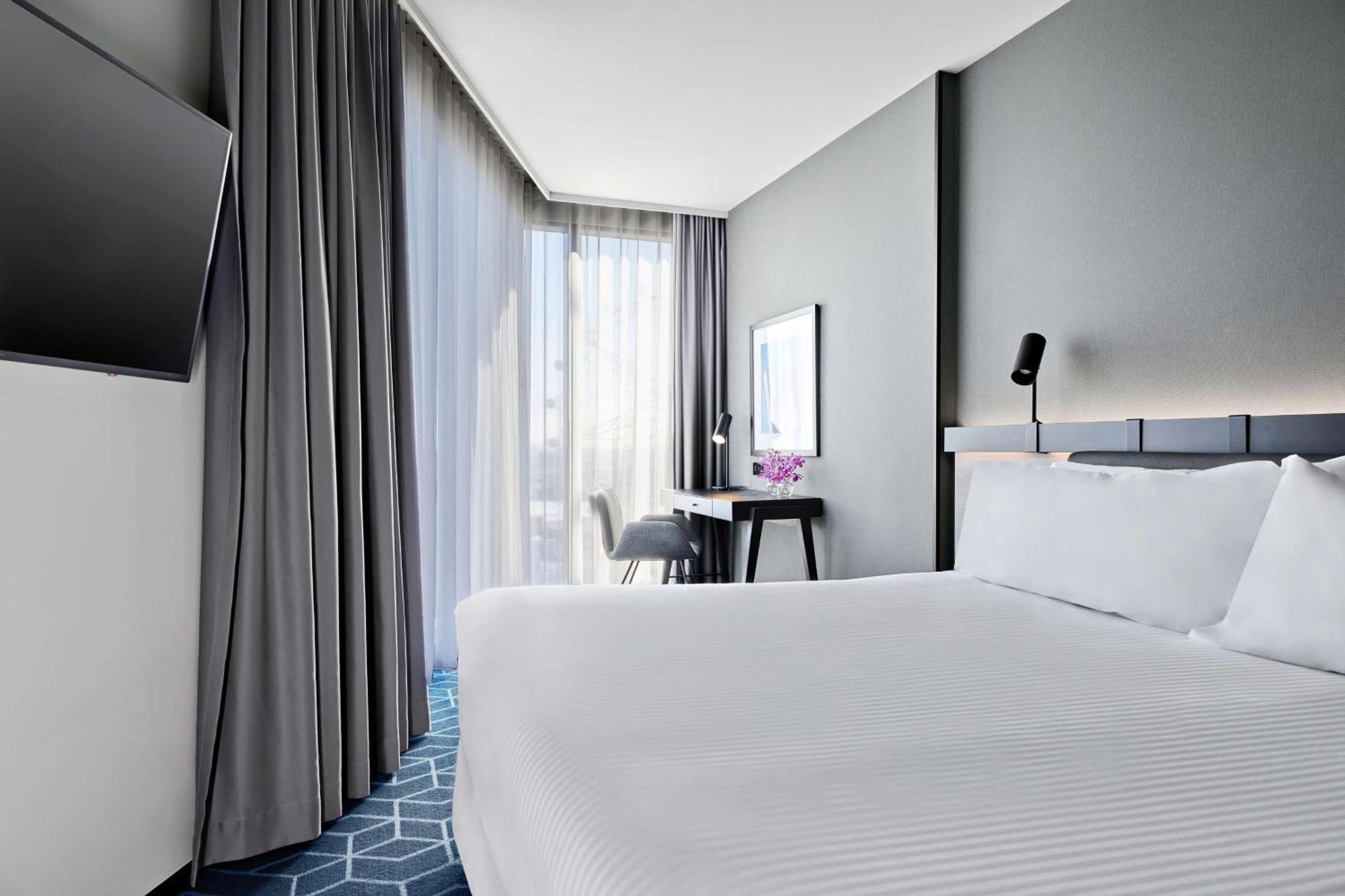 Vibe Hotel Melbourne Docklands Buitenkant foto