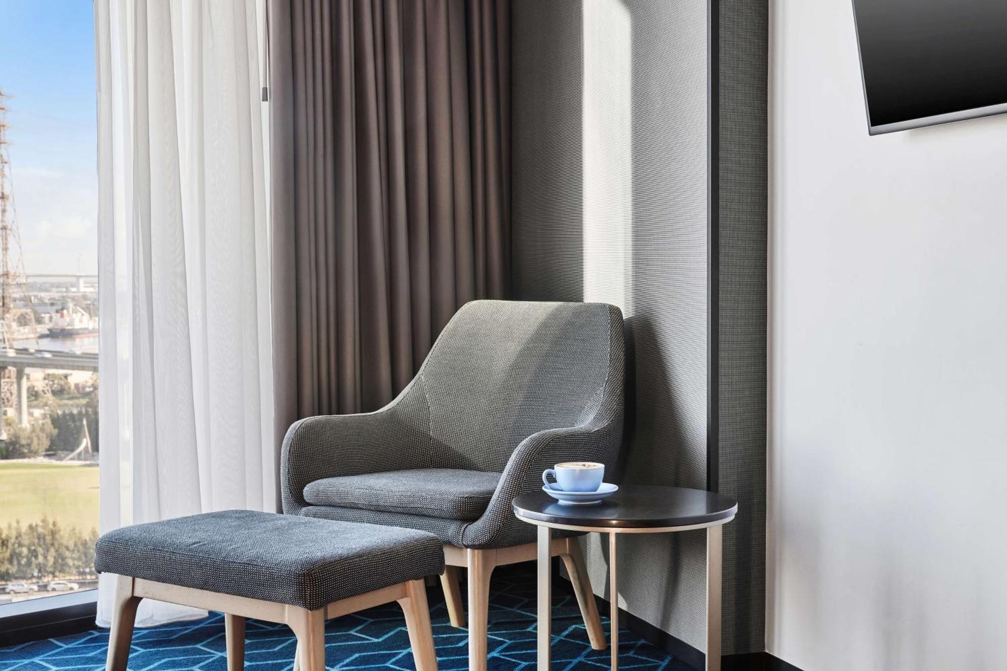 Vibe Hotel Melbourne Docklands Buitenkant foto