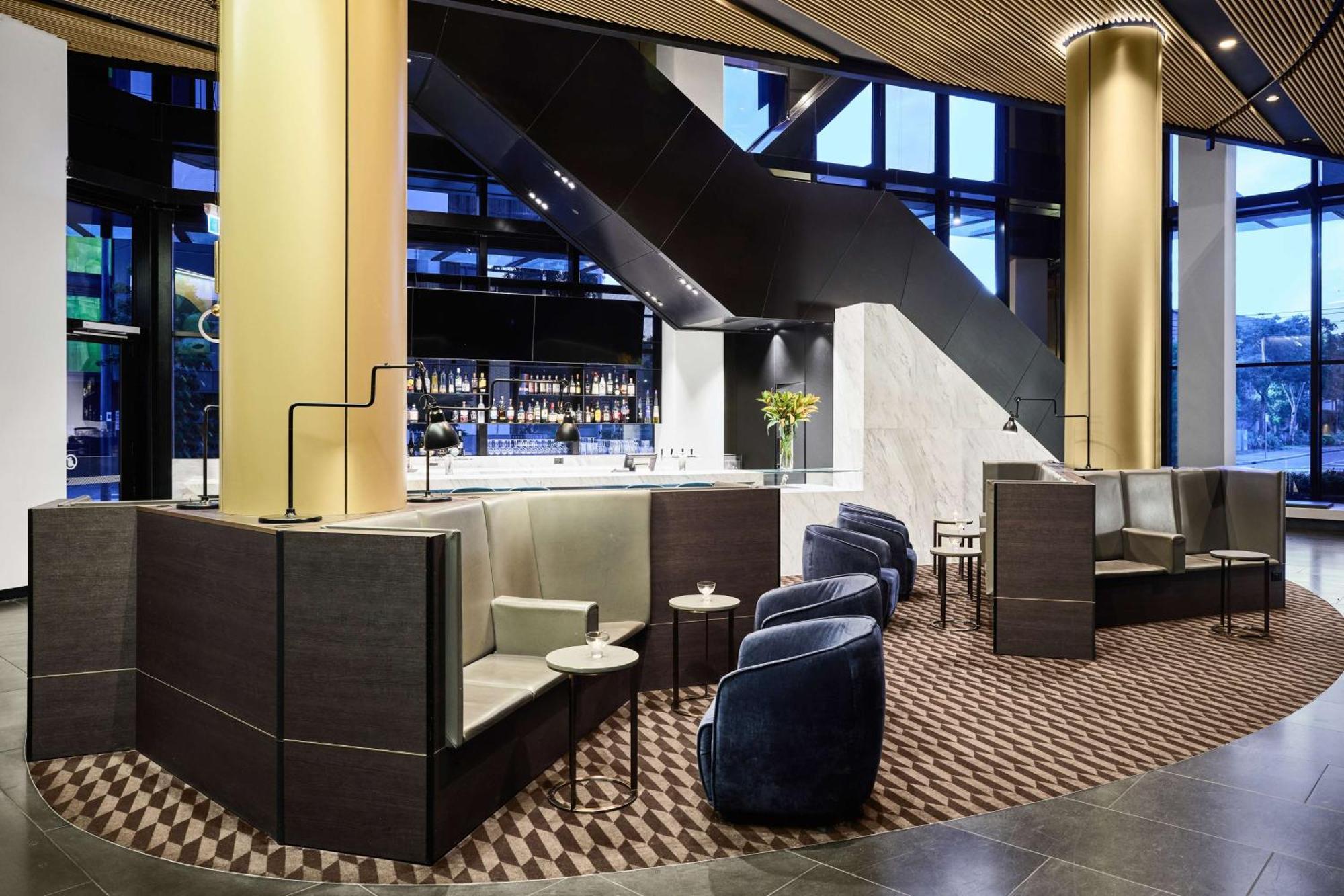 Vibe Hotel Melbourne Docklands Buitenkant foto